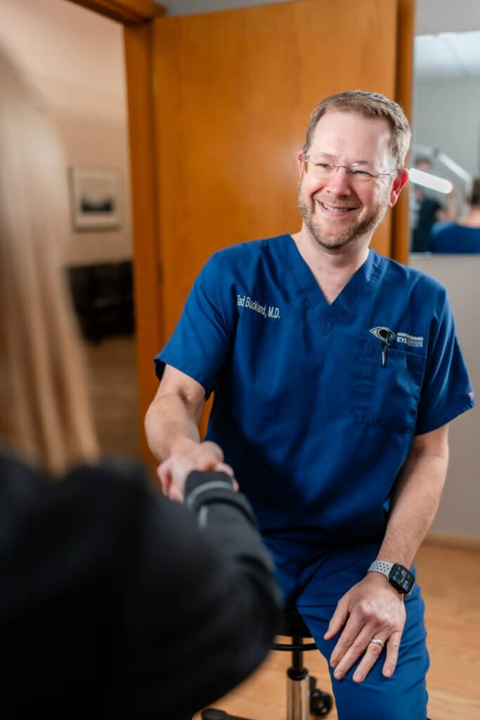 North Idaho Eye Institute eye doctor and patient in Coeur d’Alene